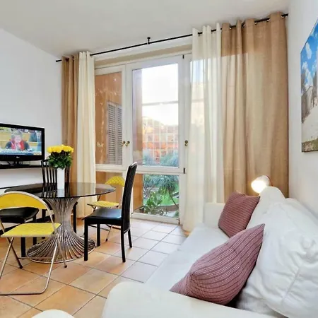 Trevi To Spanish Steps Apartamento Roma
