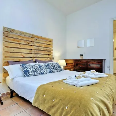 Trevi To Spanish Steps Apartamento *
